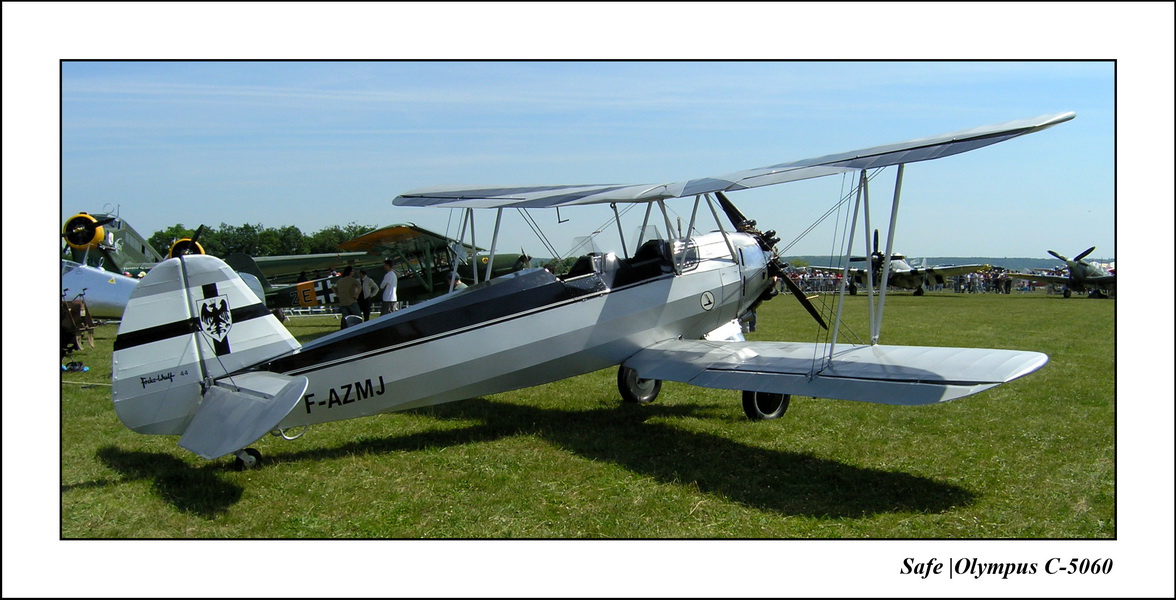 2004 - 06 - FW44 - 3.JPG